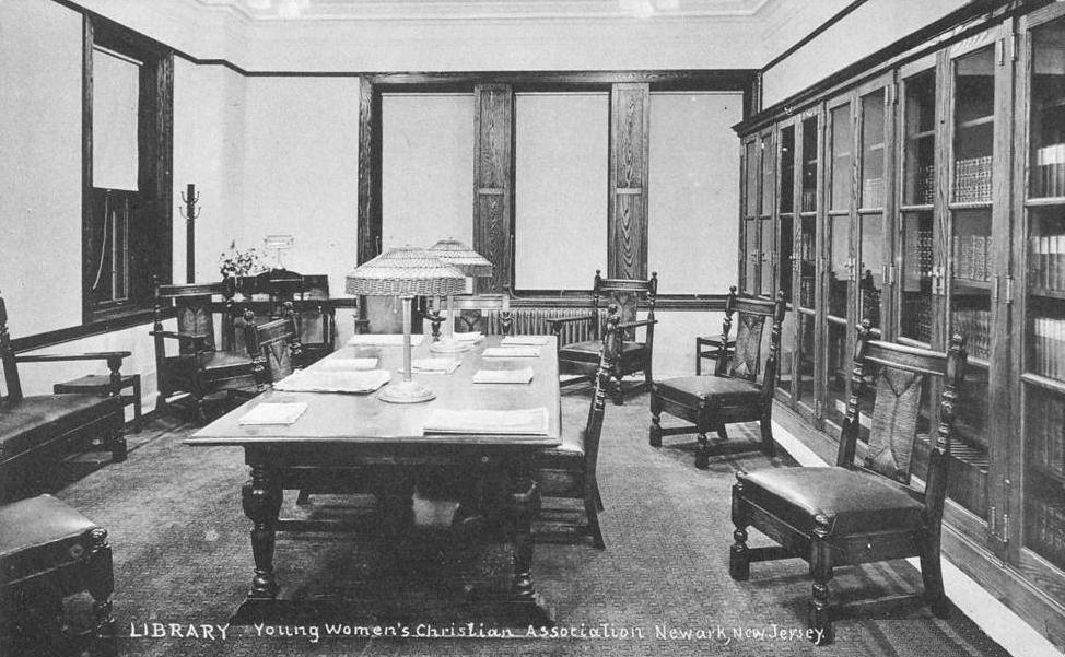 Library
Image from Gonzalo Alberto
