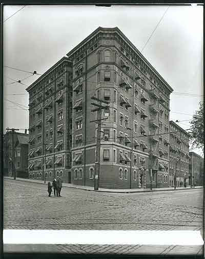 Broderson Apartment House
Corner High Street & Brientnall Place
