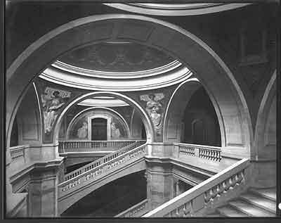 Cone_Newark_City_Hall.jpg