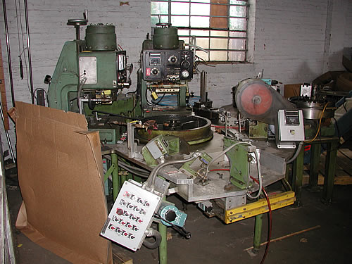 Assembly Machine
