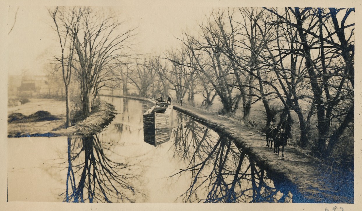 Canal Boat
Photo form Bill Ridge
