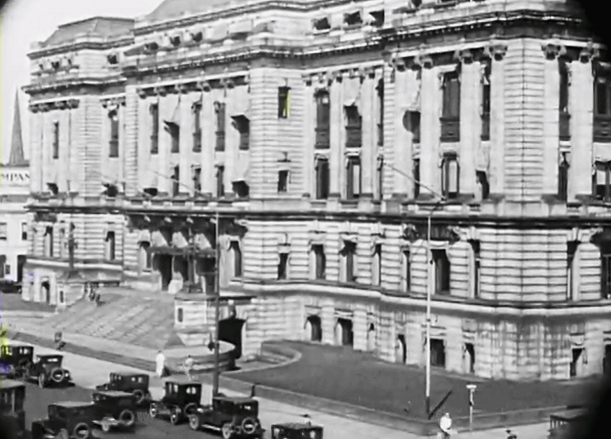 1926
Photo from "Sightseeing in Newark, N. J. by John H. Dunnachie: 1926"
