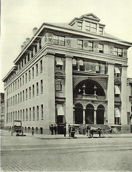 Photo from "A History of the City of Newark" 
Lewis Historical Publishing Company
