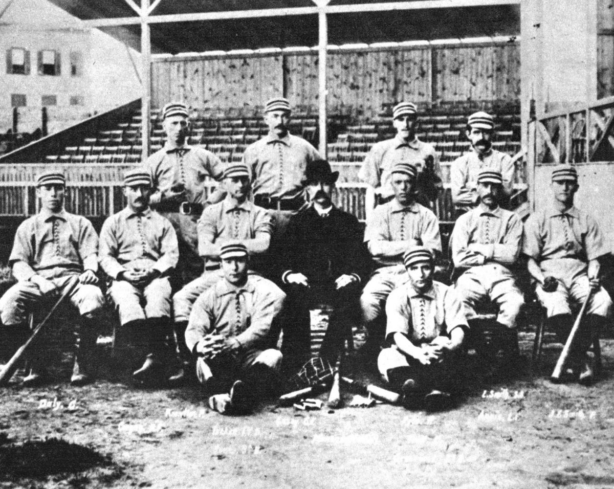 1886
