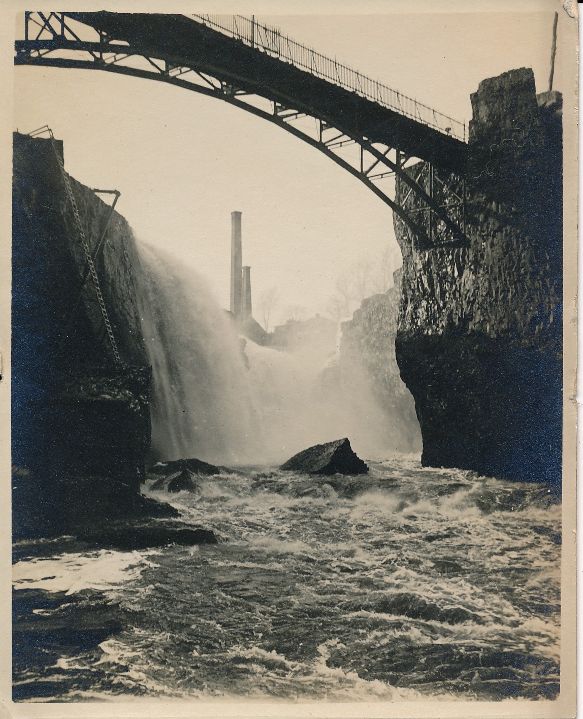 Passaic Falls, Paterson 1913
Photo from Bill Ridge
